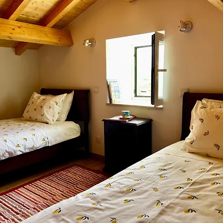 Semesterbostad Casa Da Curva Mendiga