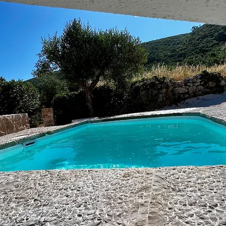 Casa Da Curva * Mendiga